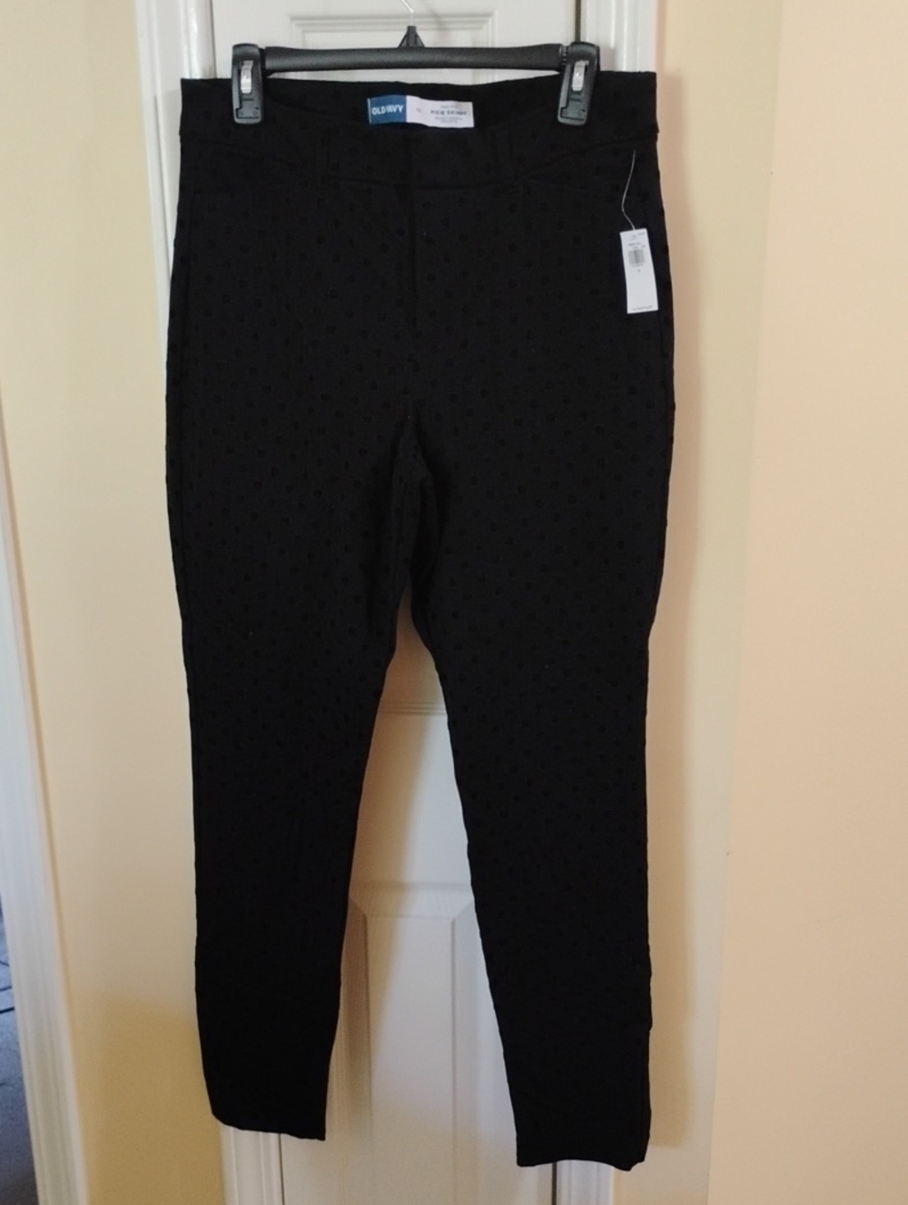 Old Navy Black Pixie Skinny High Rise Slim Stretch Pants with Dot Texture